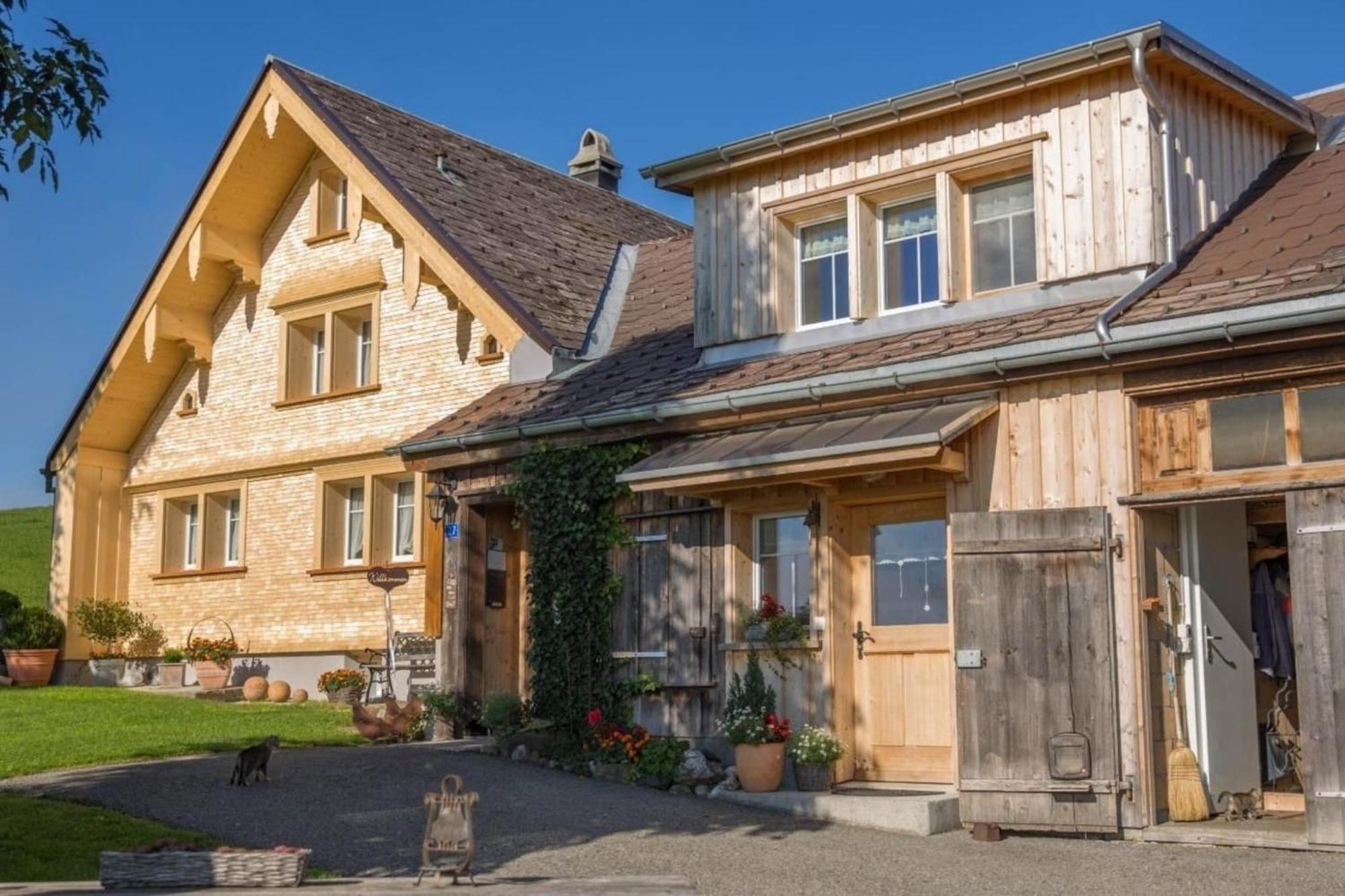 Bauernhof Fendrig - Neue Wohnung Haslen Kültér fotó